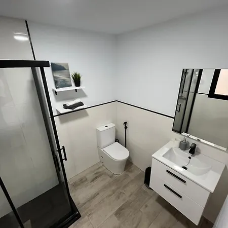 Sweet Flat Renovated 4 Pax شقة *